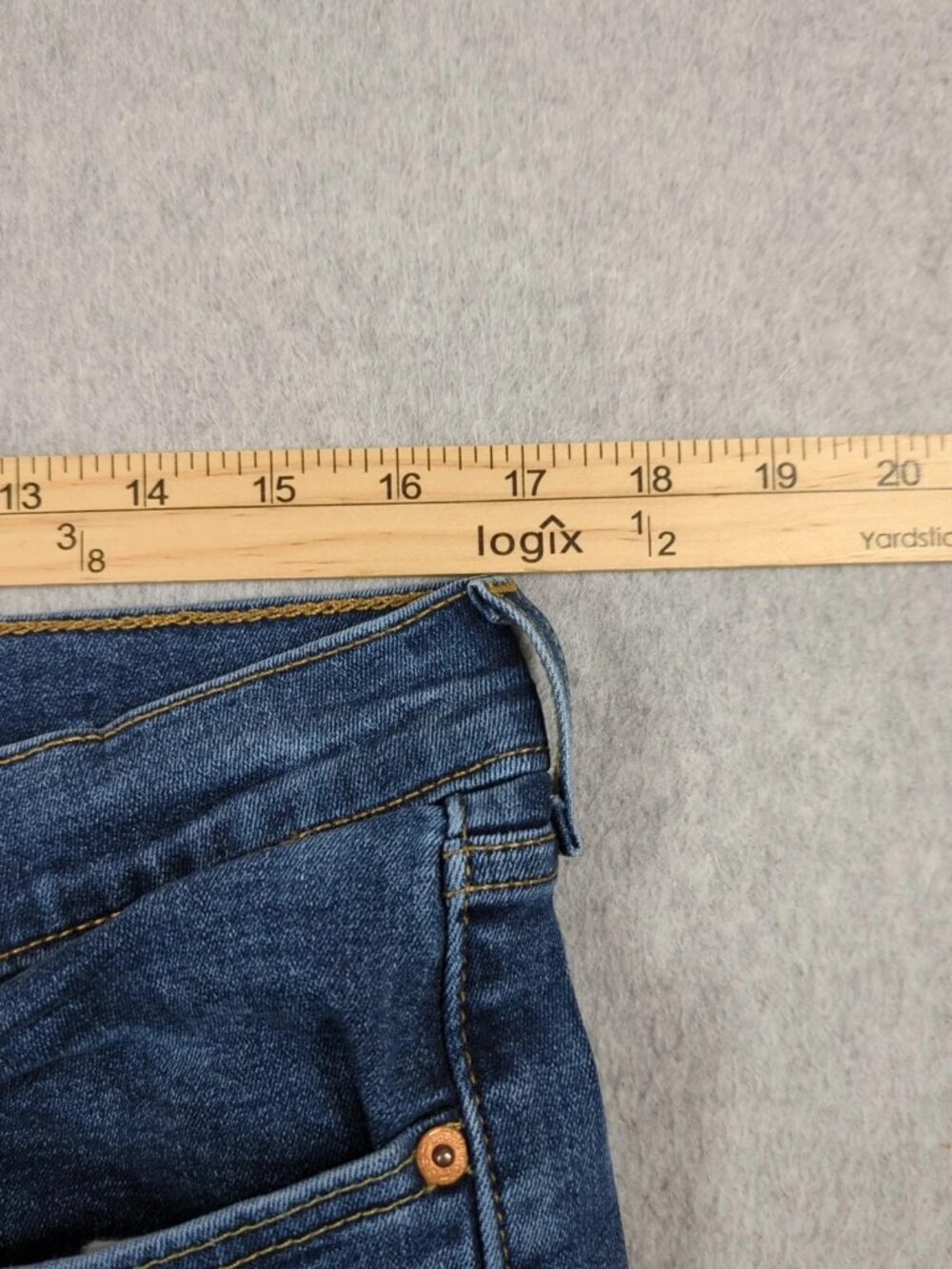 Levi's 511 Jeans Men's 34x34 Blue Denim Slim Fit Medium Wash - Picture 4 of 9